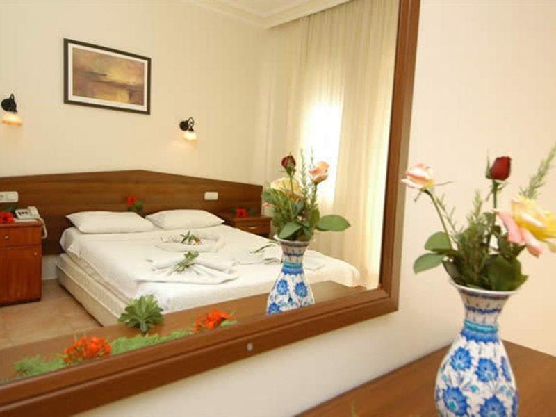 Carmina Hotel Ölüdeniz Zewnętrze zdjęcie